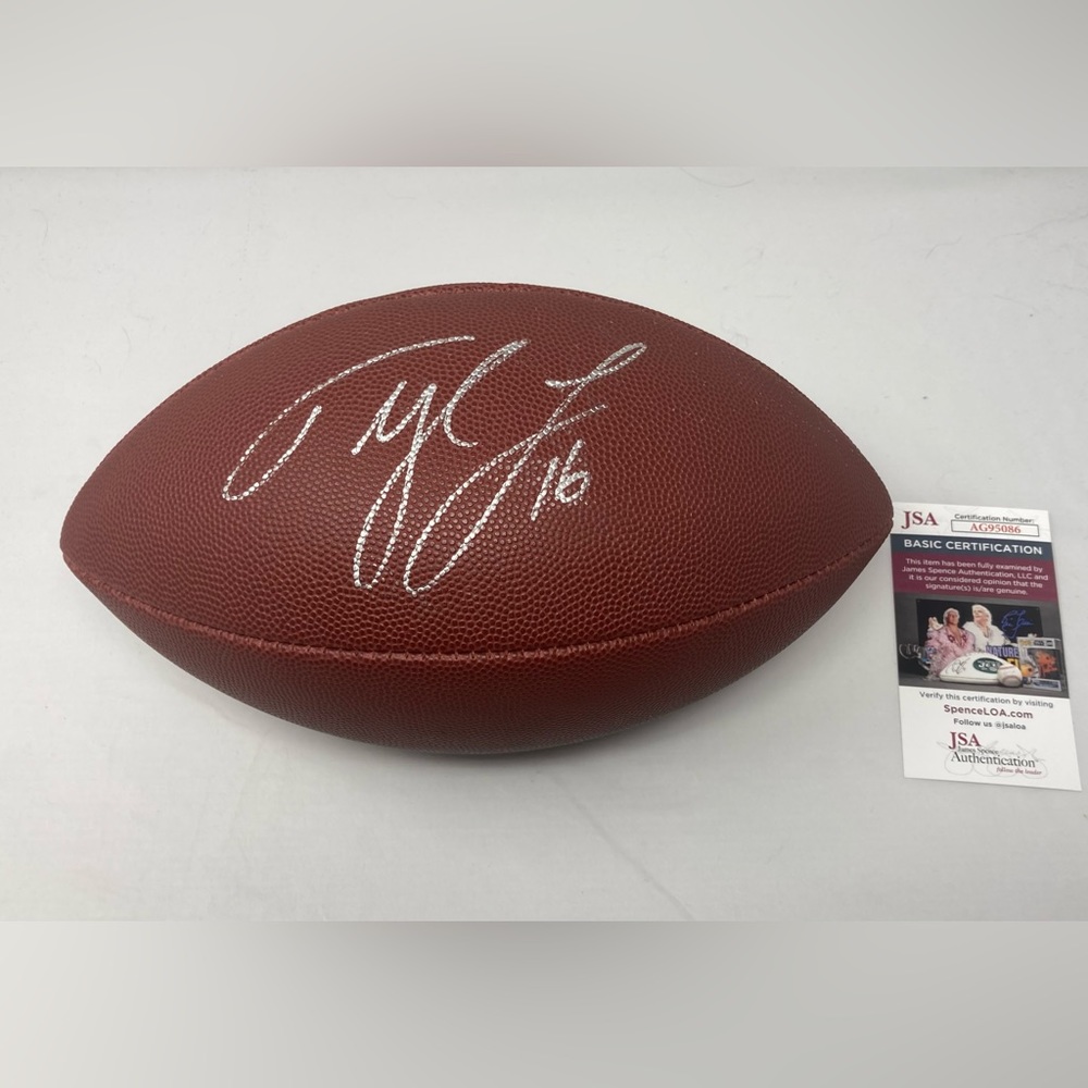 Tyler Lockett signed NFL Football Seattle Seahawks Kansas State Wildcats JSA COA